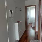 Toni - S Pogledom Na Apartamento Split