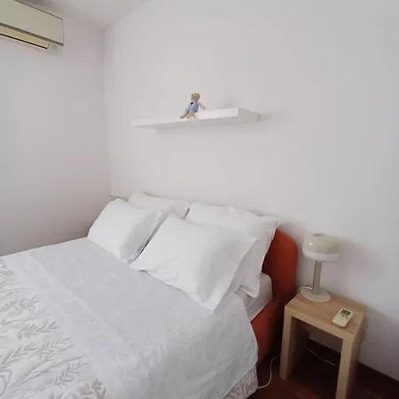 Toni - S Pogledom Na * Split