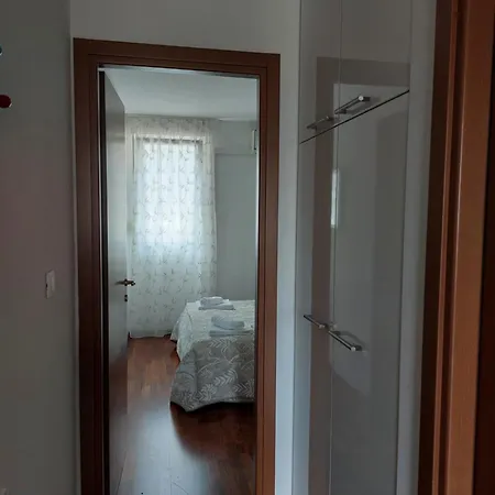 Toni - S Pogledom Na Apartmán