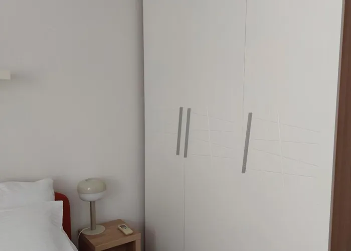 Toni - S Pogledom Na