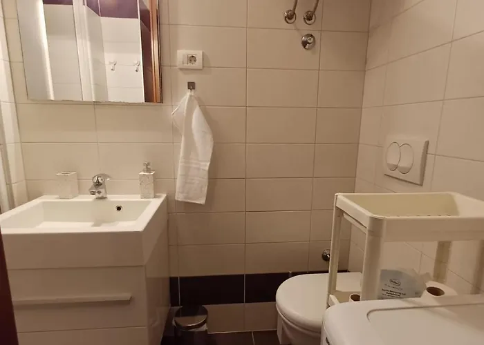 Toni - S Pogledom Na Appartement Split