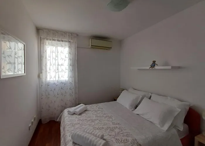 Appartement Toni - S Pogledom Na